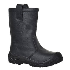 Black Portwest Steelite Rigger Boot. Boot has a black sole, Protective toe and black toe scuff cap, Leather finish, Black inner and rigger boot upper attachments.