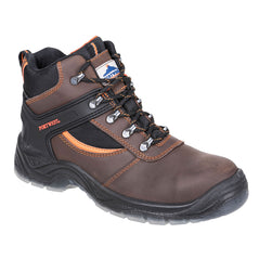 Brown Portwest Steelite Mustang Safety Boot. Boot has a black and grey sole. Protective toe and black and orange laces. Safety boot has black contrast through out the boot and orange stitching. 
